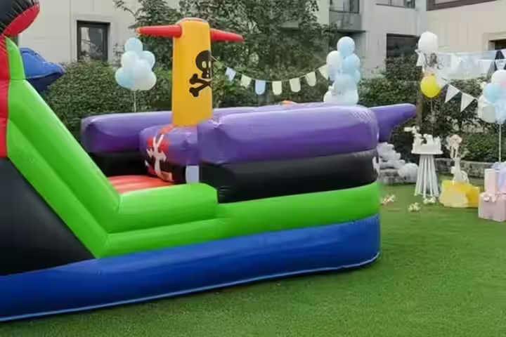 Inflable Barco Pirata - Renta para eventos grandes CDMX