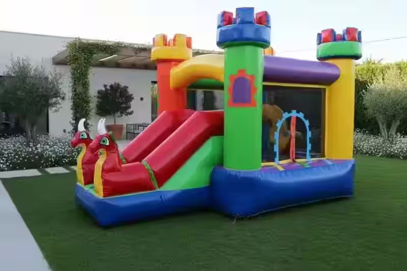 Renta Inflable Dragones Rojos CDMX - Castillo con dragones para fiestas infantiles en Ciudad de México