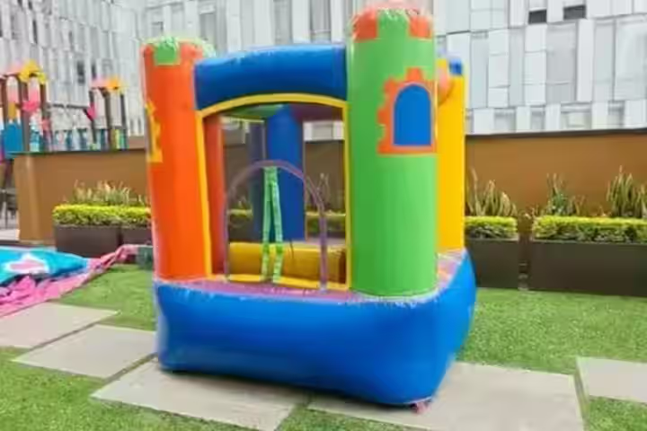 Renta Inflable Mini Castillo CDMX - Brincolin pequeño para bebés y fiestas infantiles en Ciudad de México