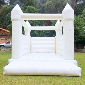 renta de inflable blanco